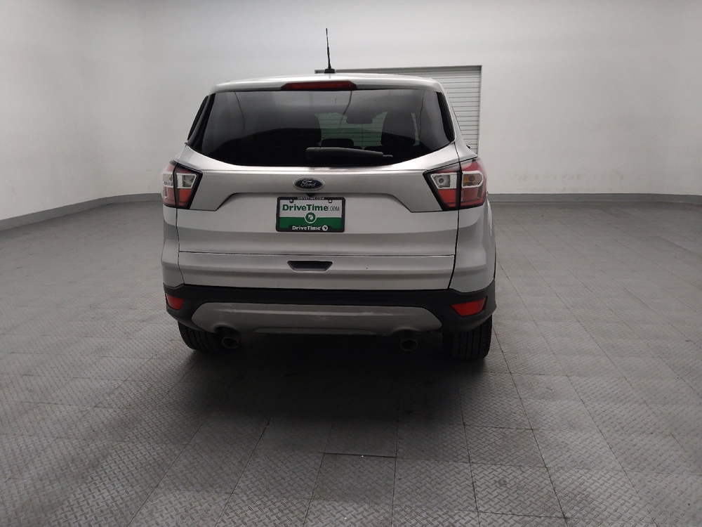 2017 Ford Escape SE - Photo 6