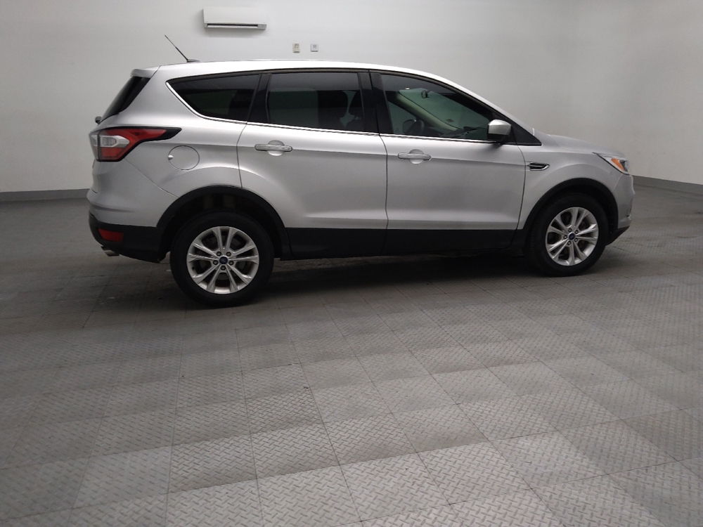 2017 Ford Escape SE - Photo 8