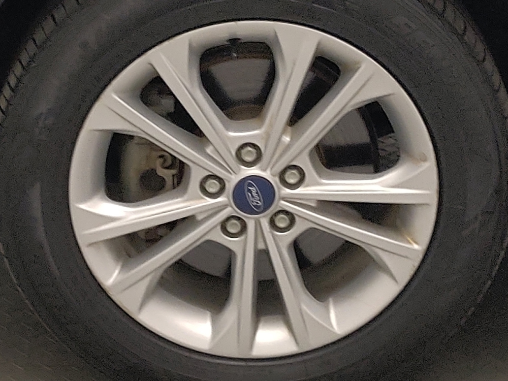 2017 Ford Escape SE - Photo 24