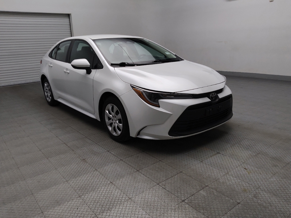 2024 Toyota Corolla LE - Photo 10