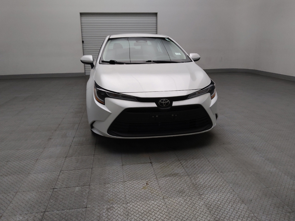 2024 Toyota Corolla LE - Photo 11
