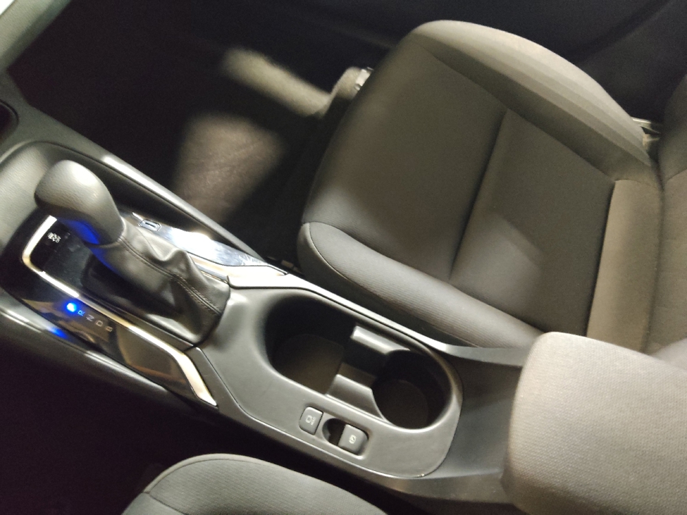 2024 Toyota Corolla LE - Photo 20