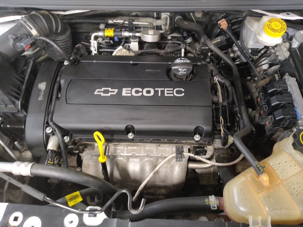 2018 Chevrolet Sonic LT - Photo 23