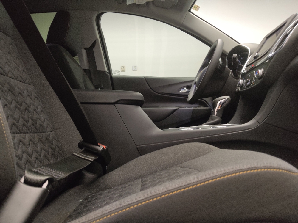 2022 Chevrolet Equinox LT - Photo 16