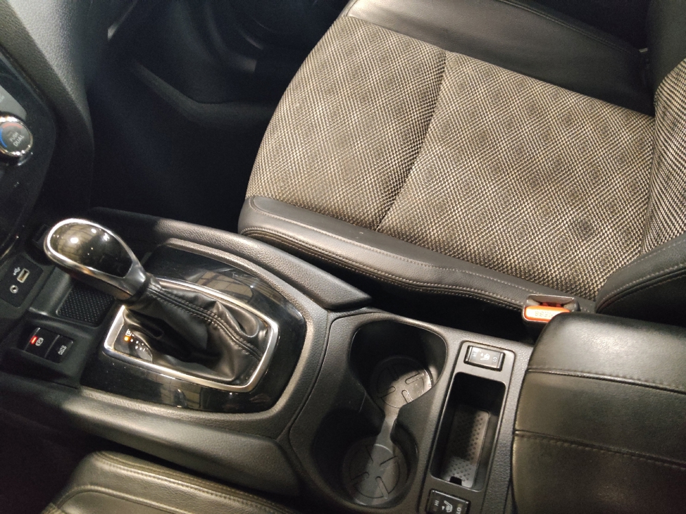2022 Nissan Rogue Sport SV - Photo 20