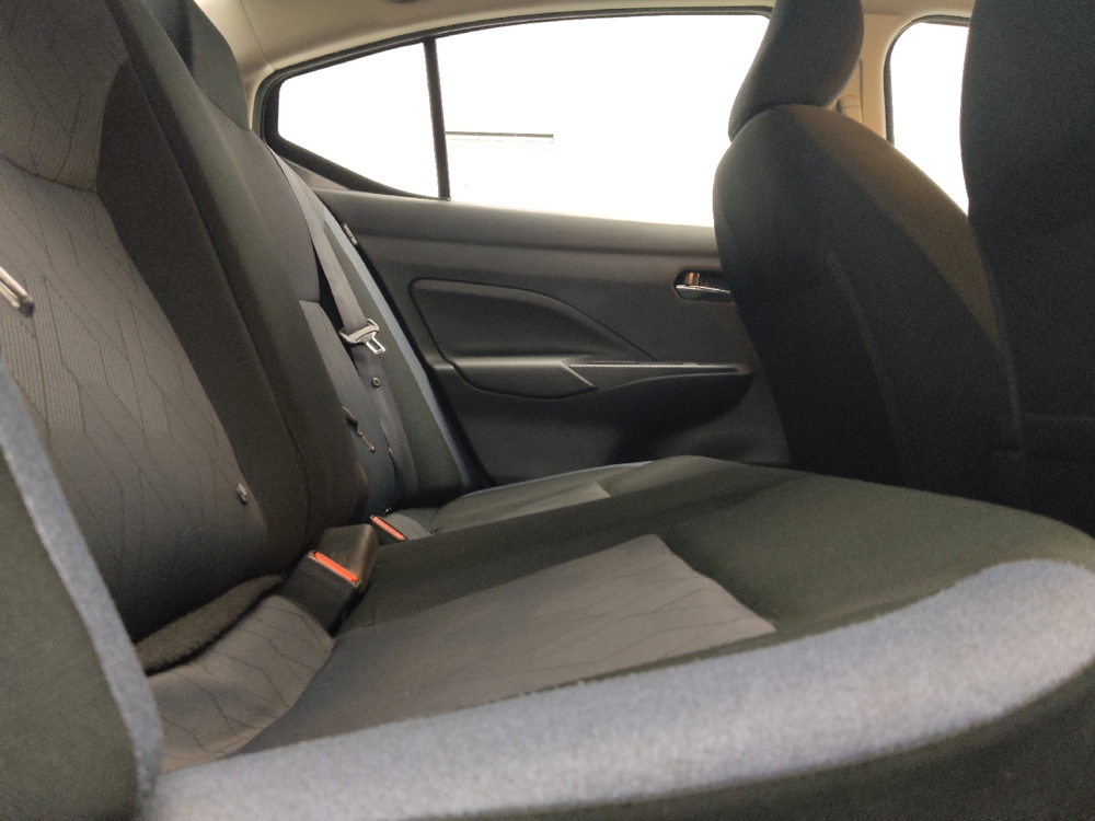 2025 Nissan Versa Sedan SV - Photo 15