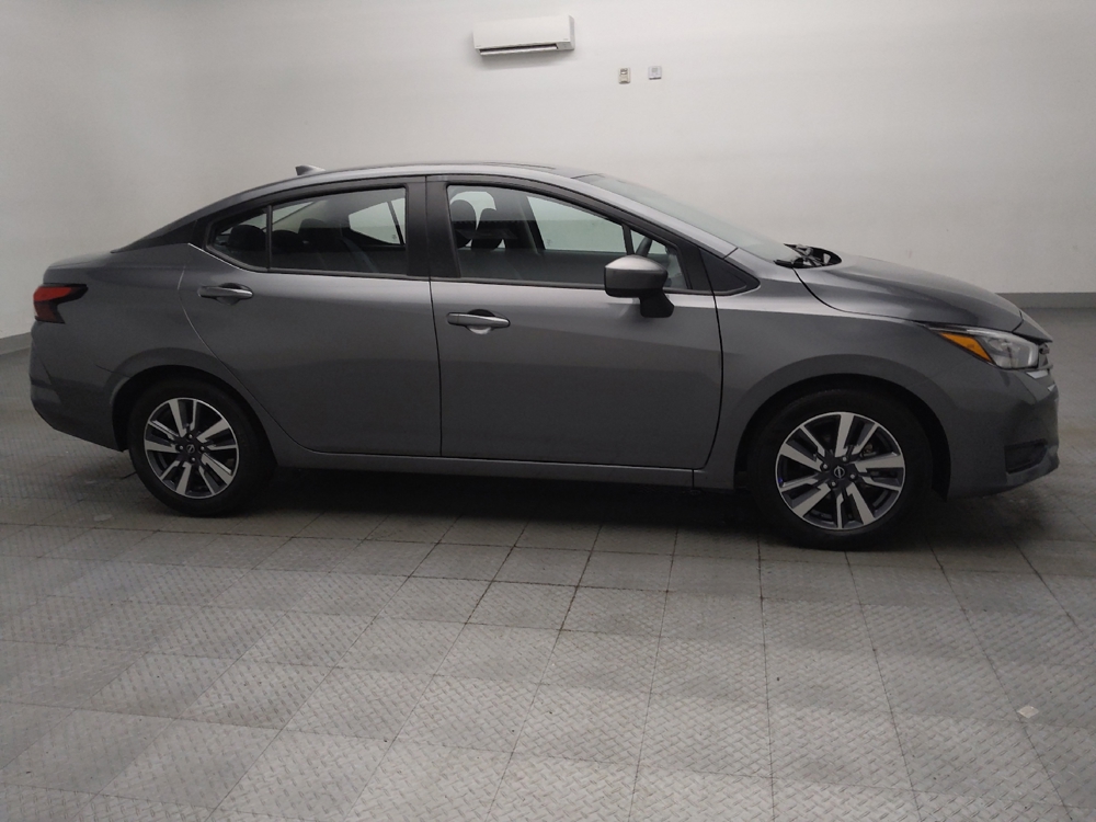 2025 Nissan Versa Sedan SV - Photo 9