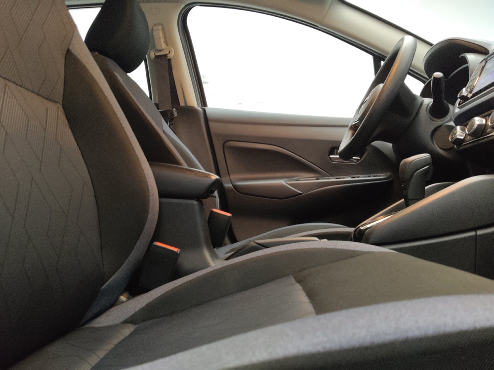 2025 Nissan Versa Sedan SV - Photo 16