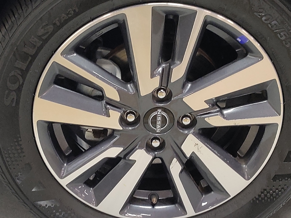 2025 Nissan Versa Sedan SV - Photo 24