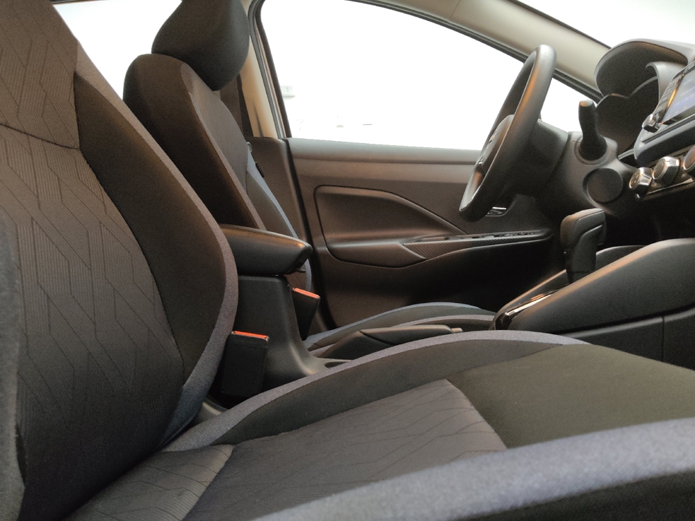 2025 Nissan Versa Sedan SV - Photo 16