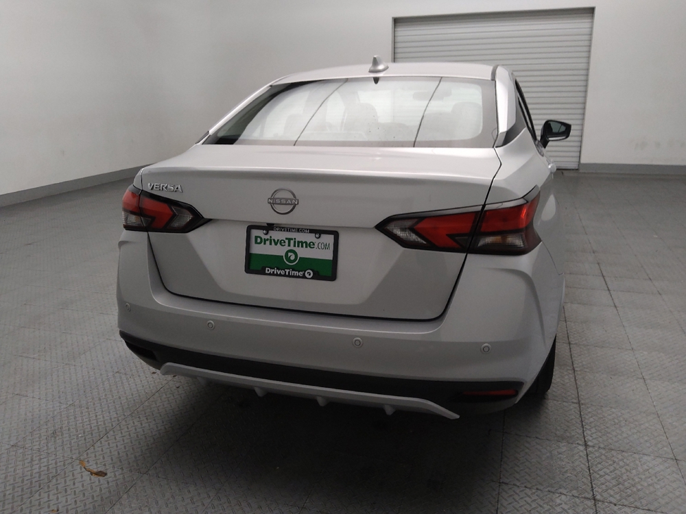2025 Nissan Versa Sedan SV - Photo 6