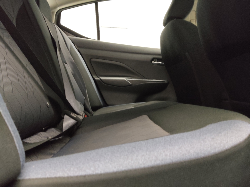2025 Nissan Versa Sedan SV - Photo 15