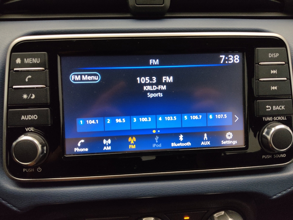 2025 Nissan Versa Sedan SV - Photo 19