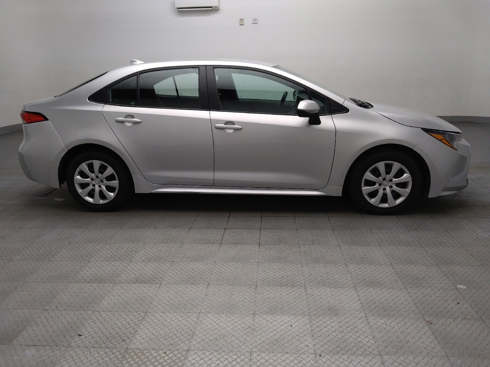 2024 Toyota Corolla LE - Photo 9
