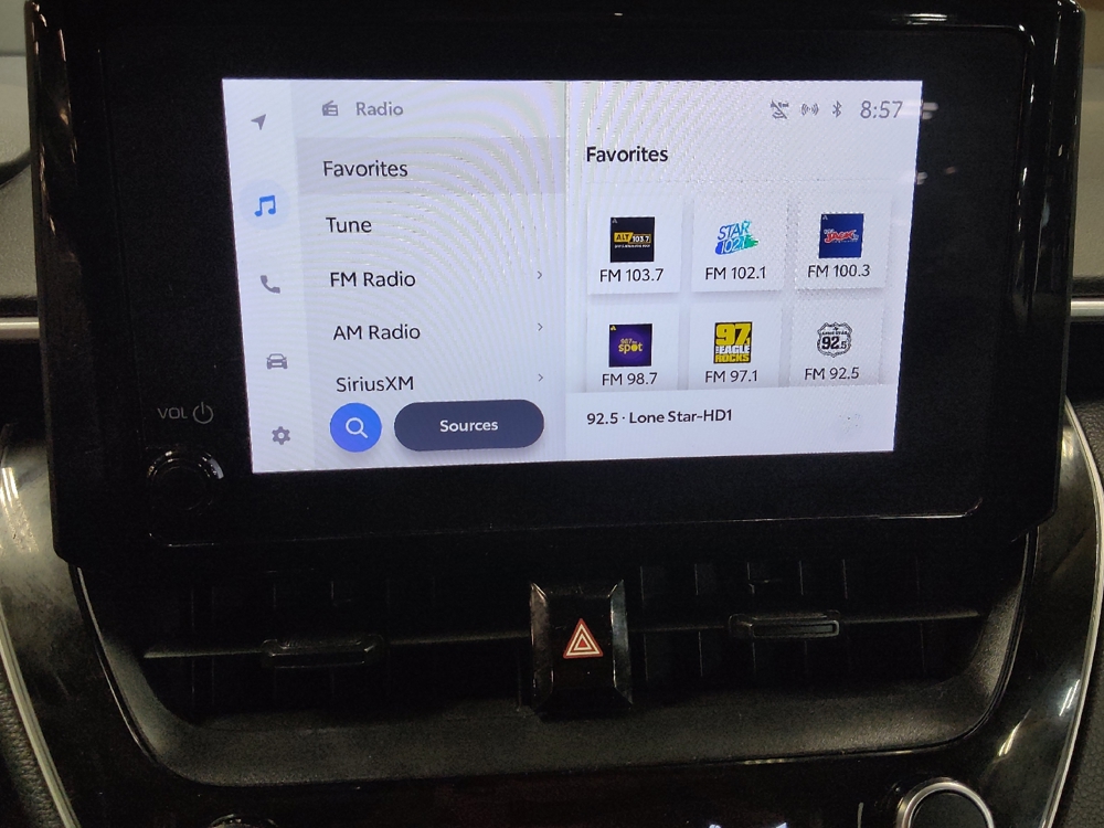 2024 Toyota Corolla LE - Photo 19