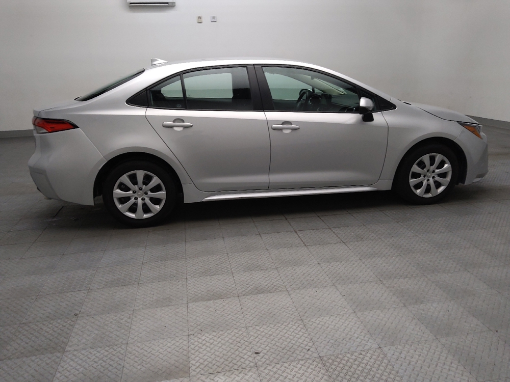 2024 Toyota Corolla LE - Photo 8
