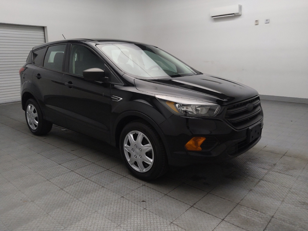 2019 Ford Escape S - Photo 10