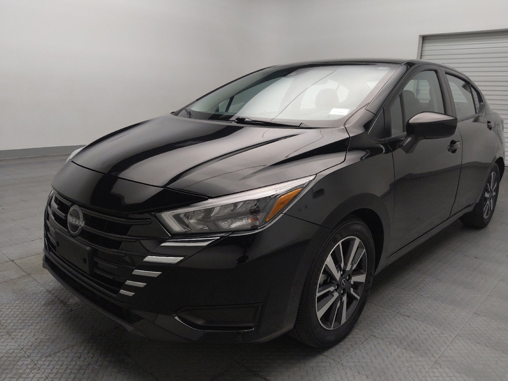 2025 Nissan Versa Sedan