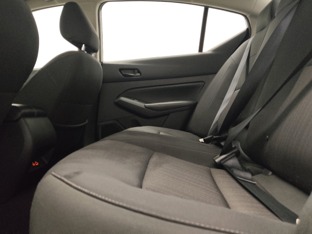 2025 Nissan Altima SV - Photo 14