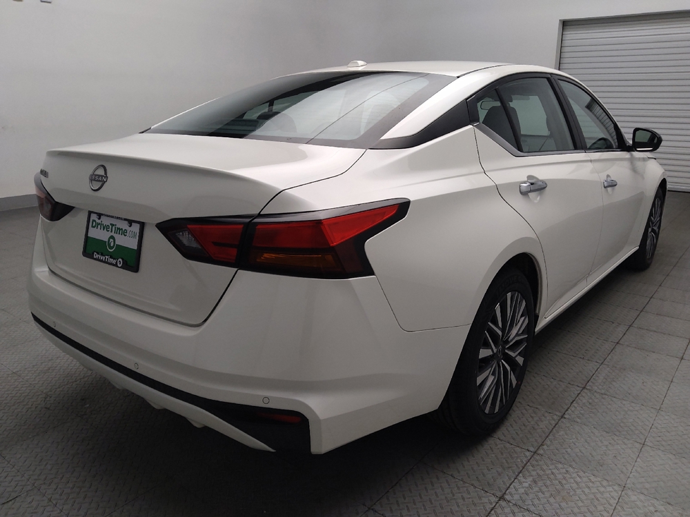 2025 Nissan Altima SV - Photo 7