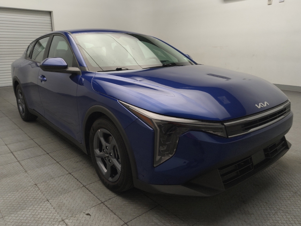 2025 Kia K4 LXS - Photo 10