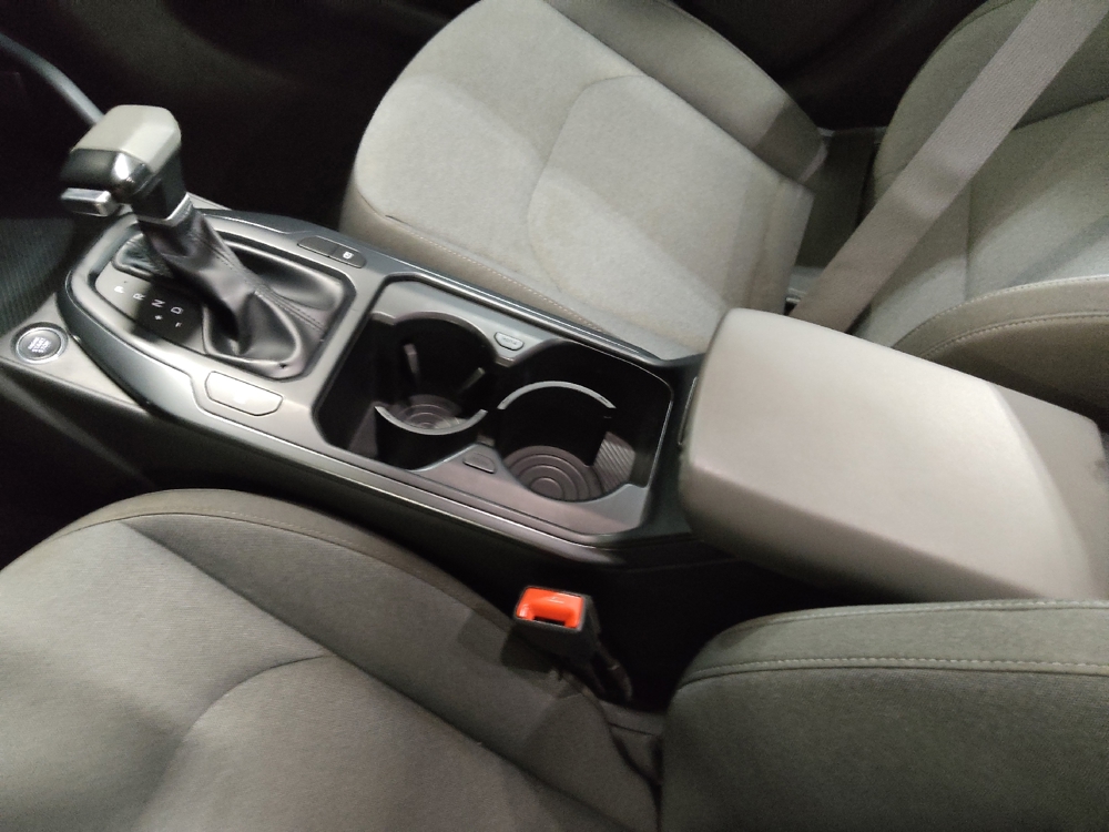 2025 Kia K4 LXS - Photo 20
