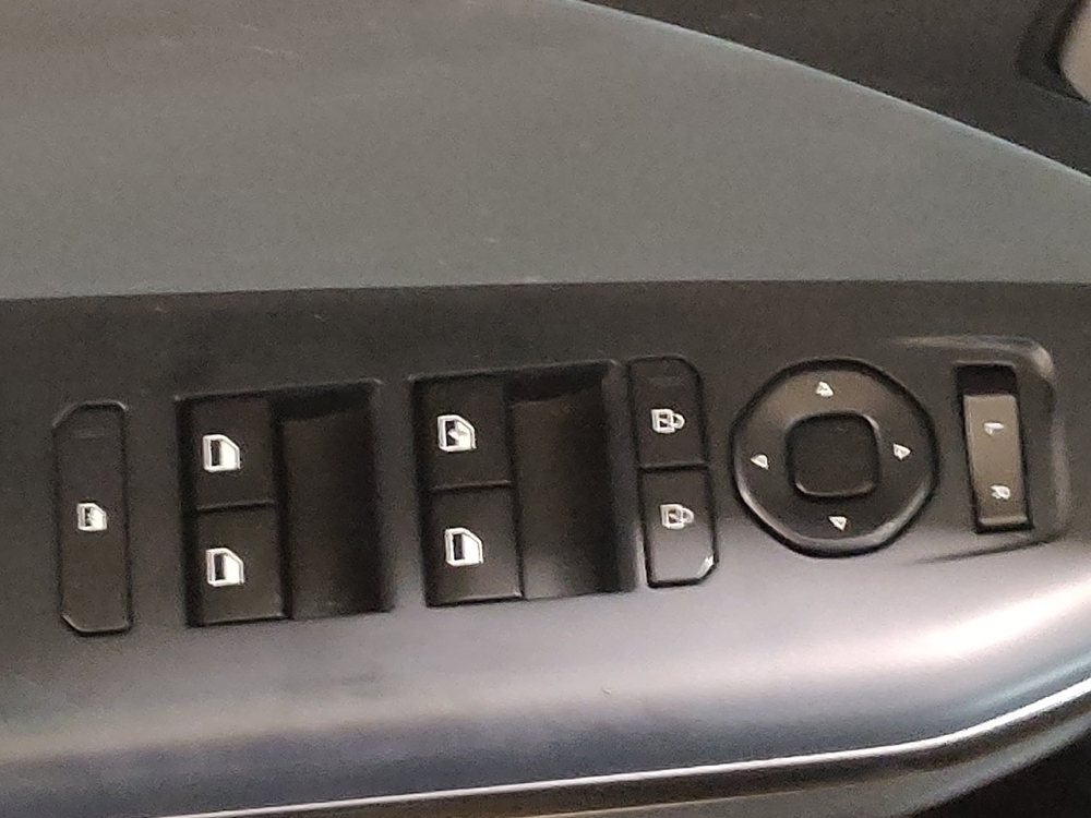 2025 Kia K4 LXS - Photo 21