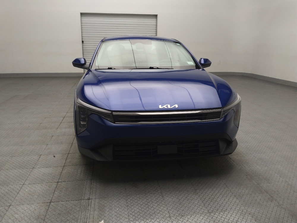 2025 Kia K4 LXS - Photo 11