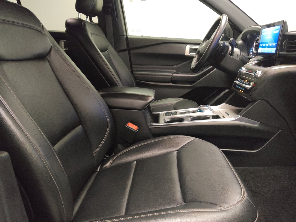 2020 Ford Explorer XLT - Photo 16