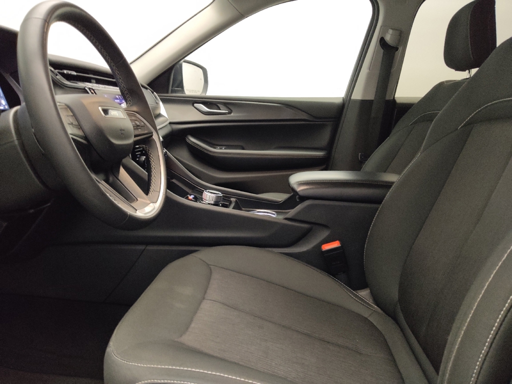 2024 Jeep Grand Cherokee Laredo - Photo 13