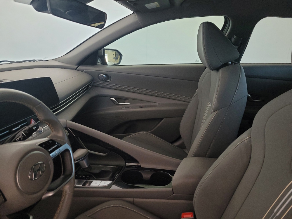 2023 Hyundai Elantra SEL - Photo 13