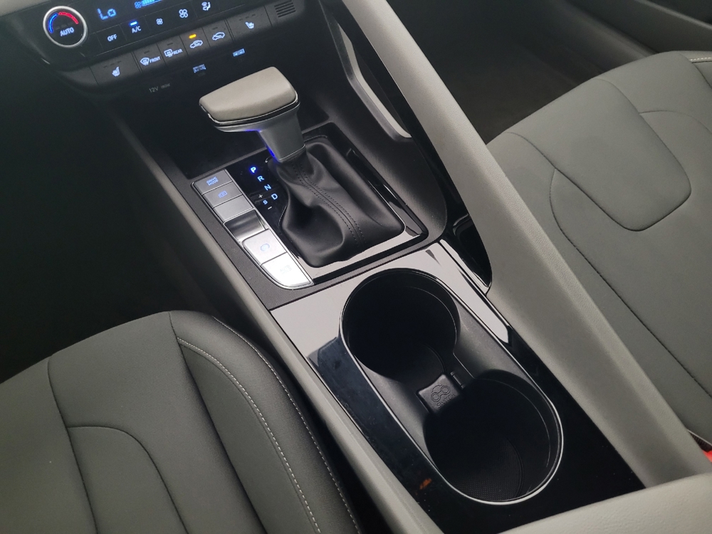 2023 Hyundai Elantra SEL - Photo 20