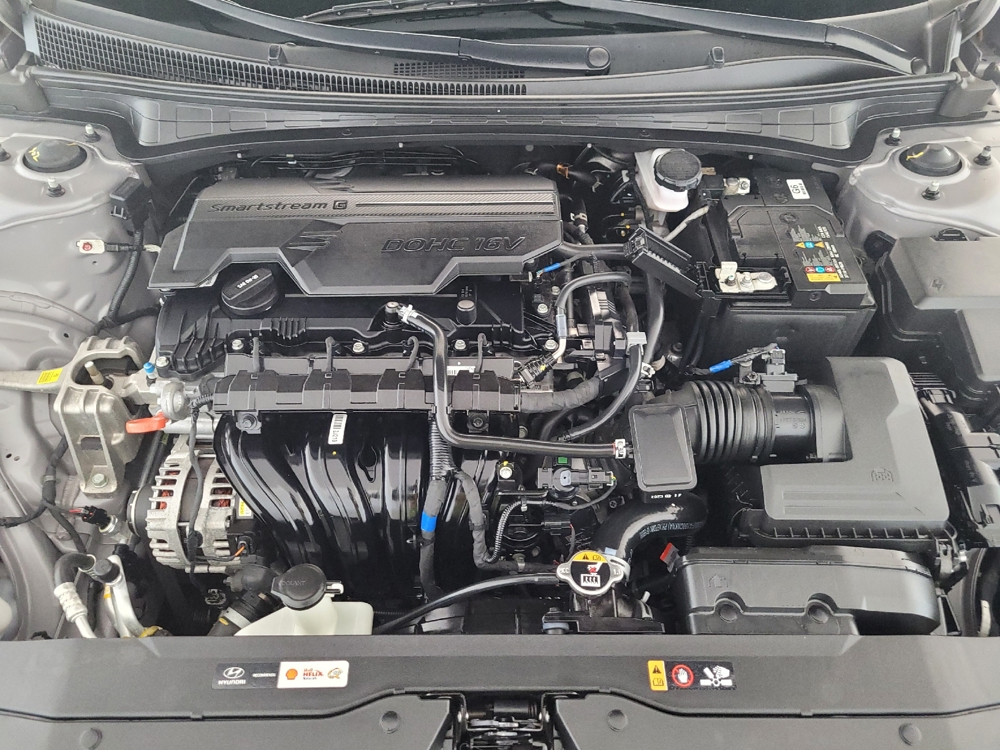 2023 Hyundai Elantra SEL - Photo 23