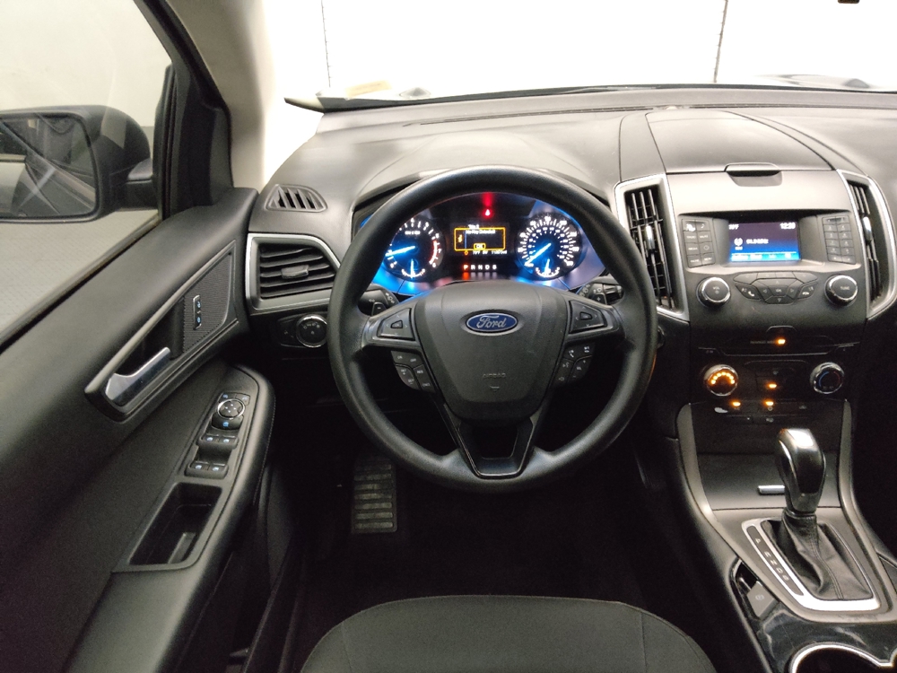 2018 Ford Edge SE - Photo 17