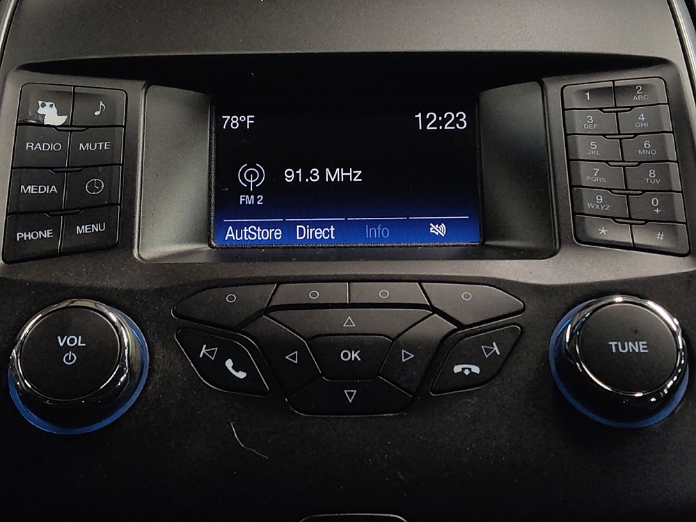 2018 Ford Edge SE - Photo 19