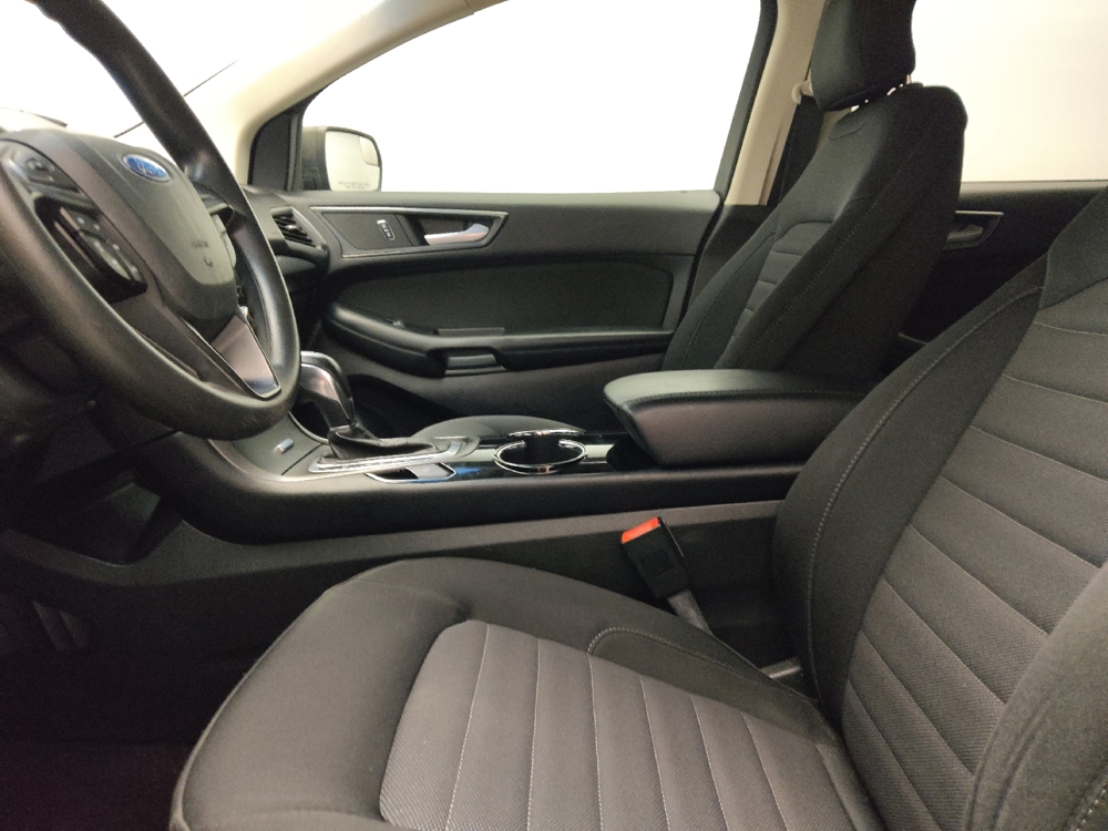2018 Ford Edge SE - Photo 13