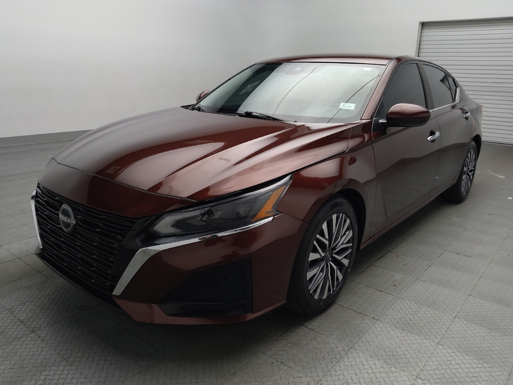 2023 Nissan Altima SV