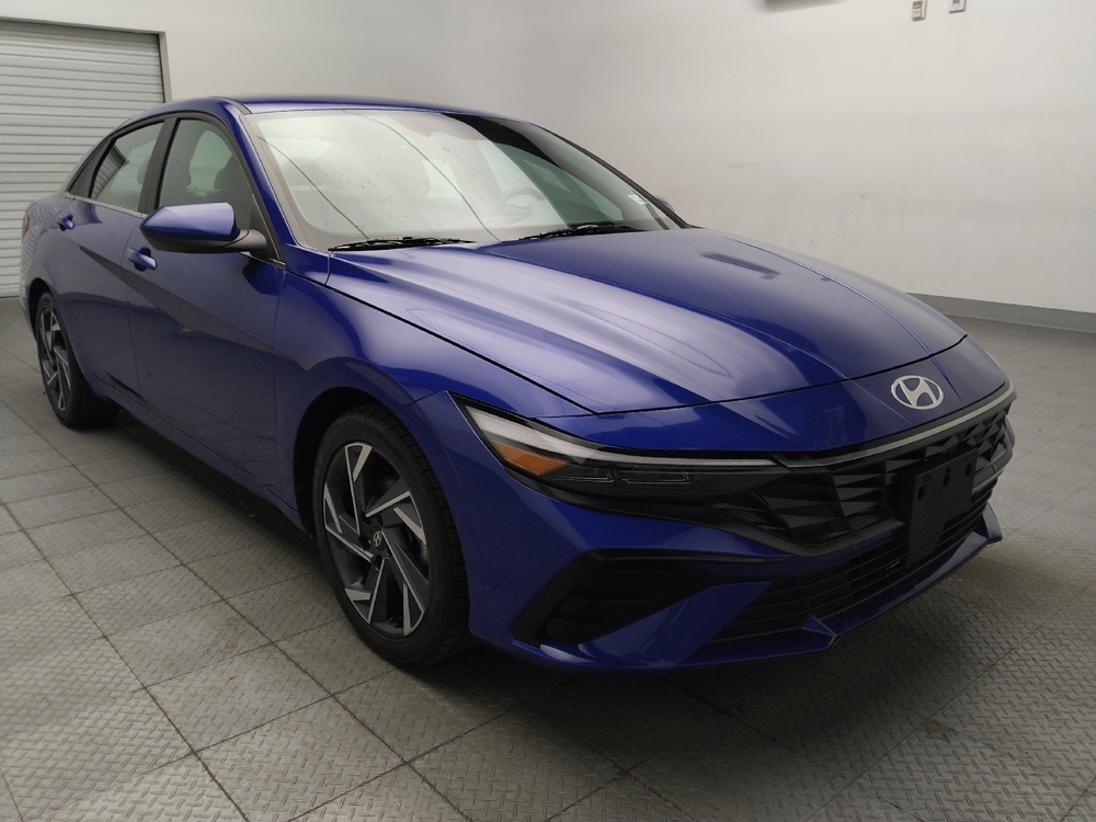 2025 Hyundai Elantra SEL - Photo 10