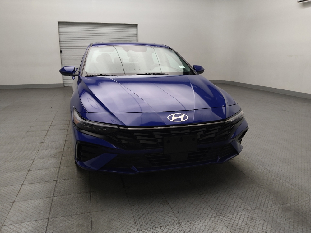 2025 Hyundai Elantra SEL - Photo 11