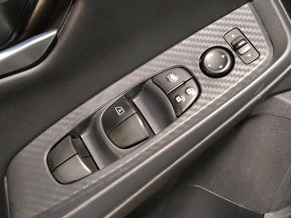 2025 Nissan Sentra SV - Photo 21