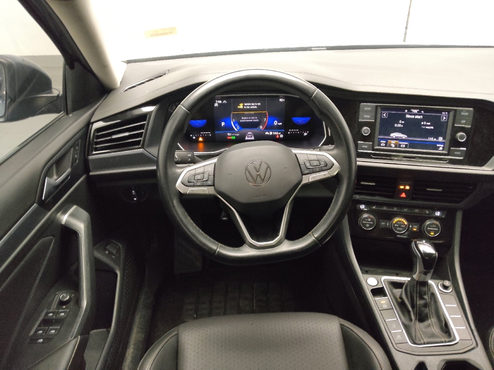2024 Volkswagen Jetta SE - Photo 17