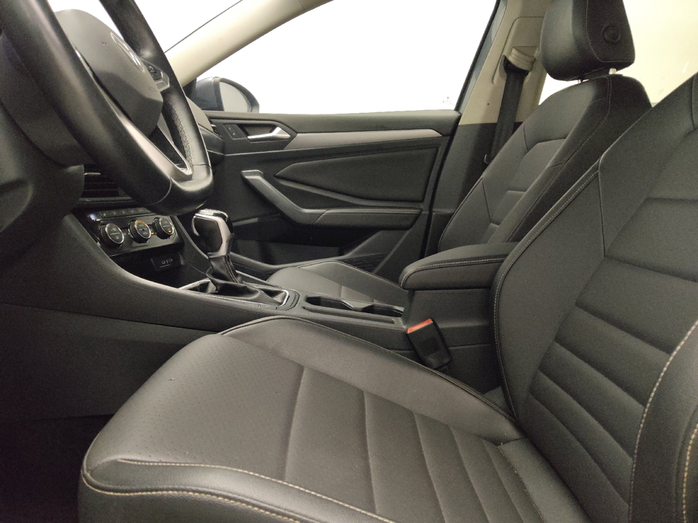2024 Volkswagen Jetta SE - Photo 13