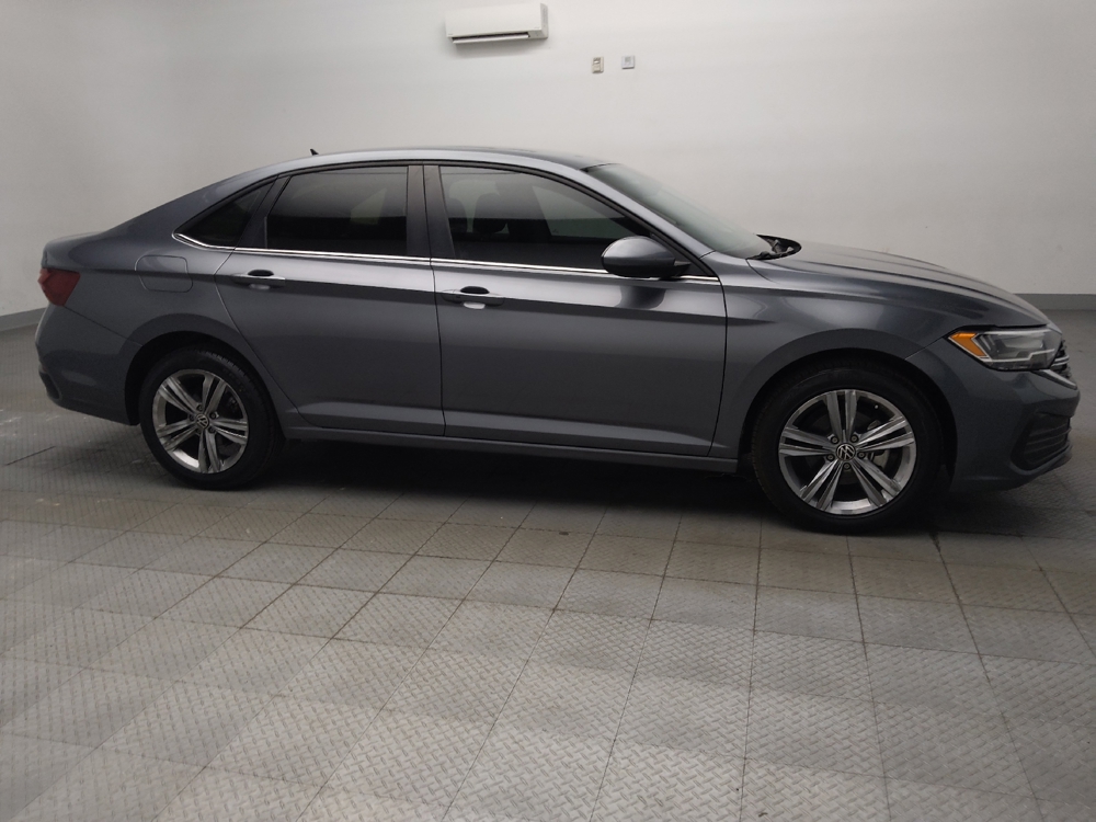 2024 Volkswagen Jetta SE - Photo 9