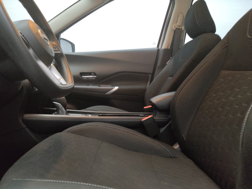 2024 Nissan Kicks SV - Photo 13