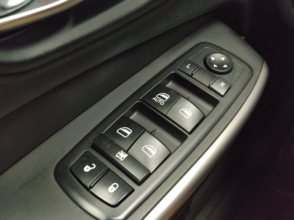 2019 Jeep Cherokee Latitude - Photo 21