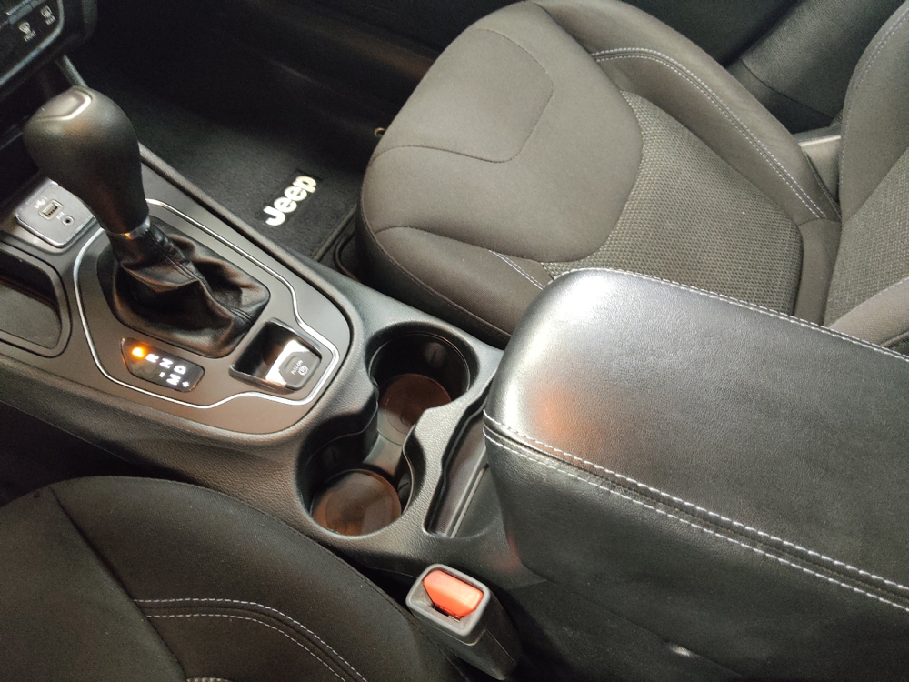 2019 Jeep Cherokee Latitude - Photo 20