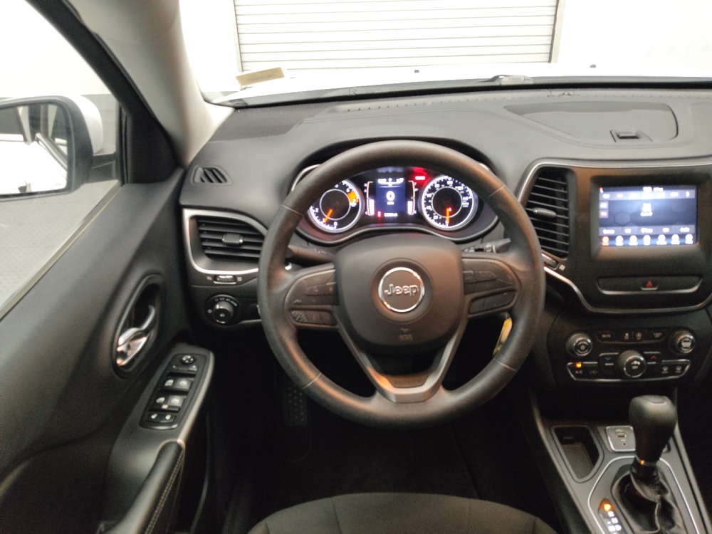 2019 Jeep Cherokee Latitude - Photo 17
