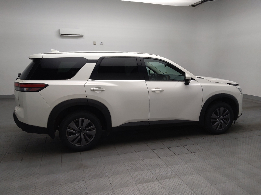 2022 Nissan Pathfinder SV - Photo 9