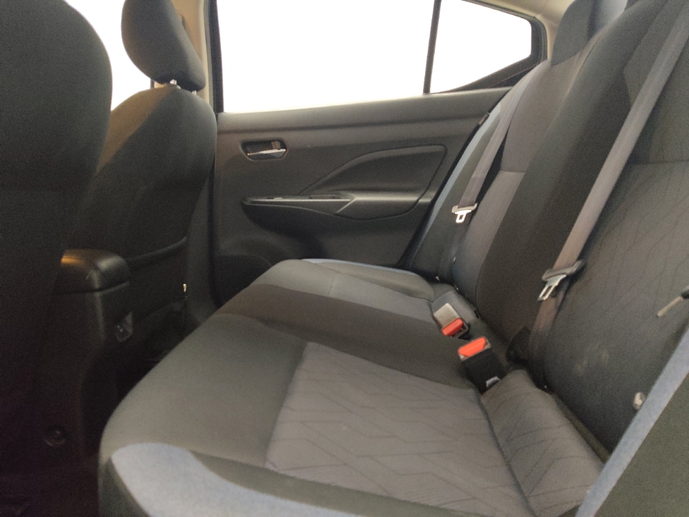 2023 Nissan Versa Sedan SV - Photo 14