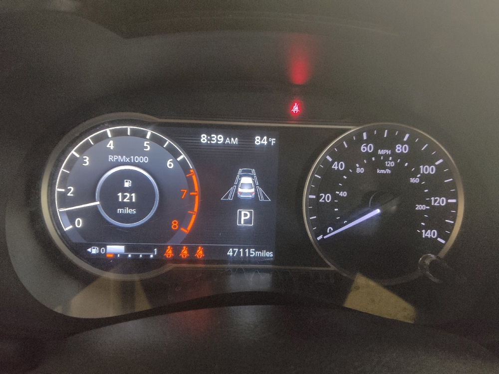 2023 Nissan Versa Sedan SV - Photo 18